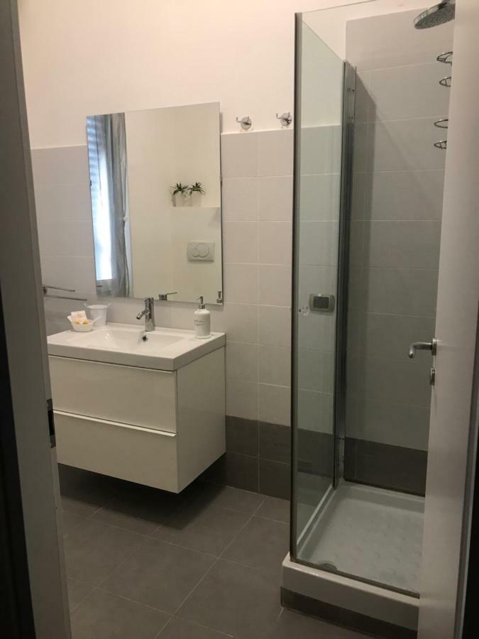 Maison Dis Raffaella Hotel Roma Ngoại thất bức ảnh